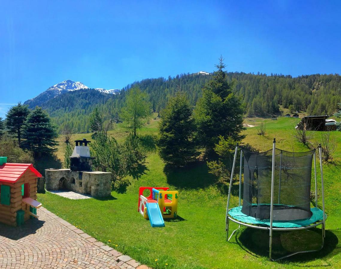 Aparthotel Bait Ables Livigno Exterior foto